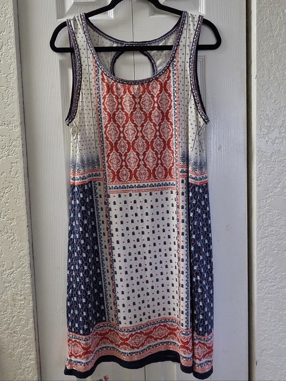 Max Studio White, Red & Blue Sleeveless Printed Shift Dress L
